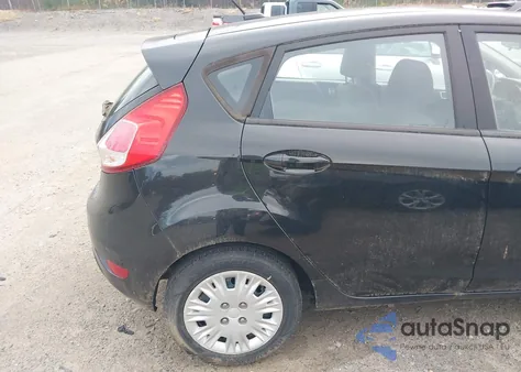 2015 Ford Fiesta Se z USA, uszkodzony, nr VIN 3FADP4EE8FM189405